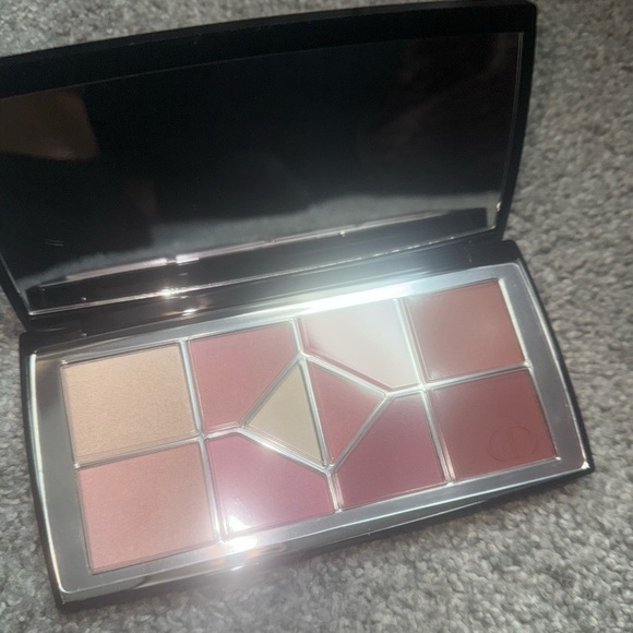 Christian Dior Eyeshadow Palette 001 Mitzah Edition! - Picture 3 of 4